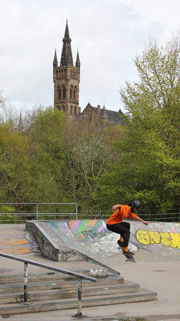 Skateboarder Kelvingrove park